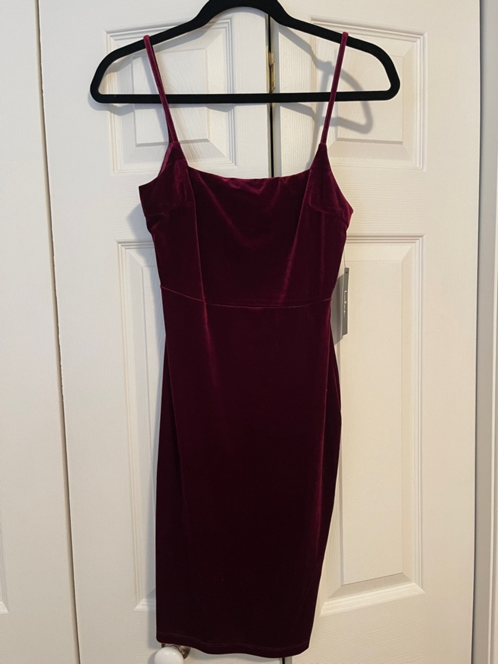 Lulus Velvet Spaghetti-Strap Sheath Dress in Wine